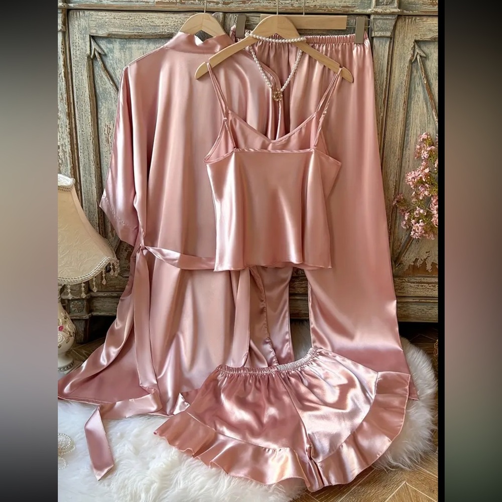4pcs Elegant Satin Sleepwear Set in Blush Pink